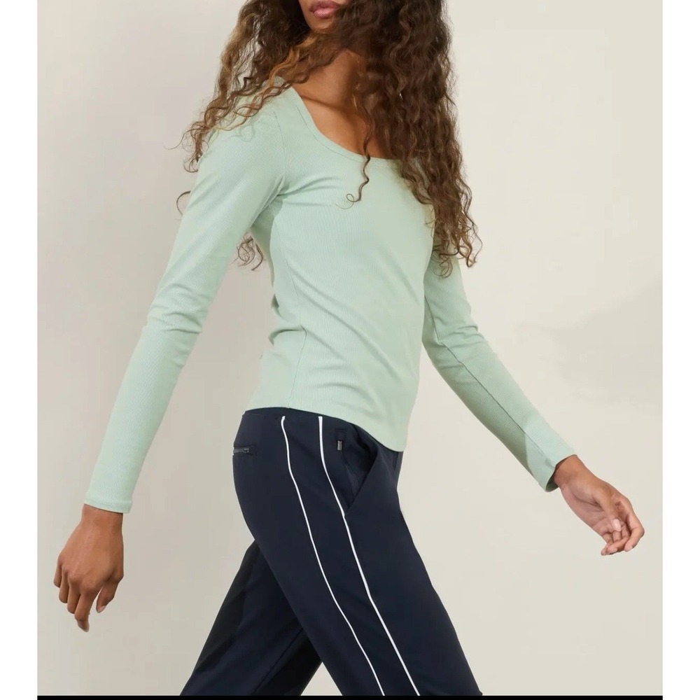 Athleta Women's Signature‎ Rib Square Neck Top Dew Mist Size XL NWOT